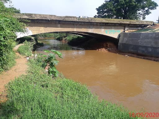 Pontilhões da BR-116 sobre o arroio Sapucaia